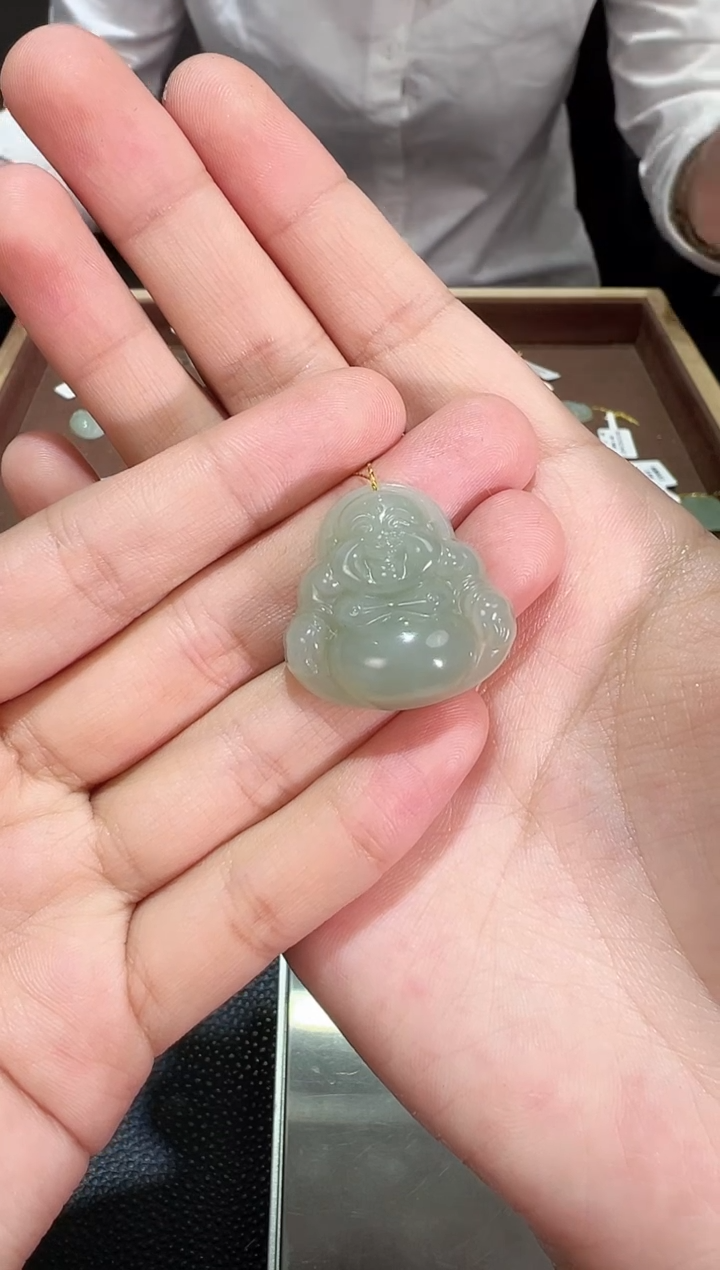 【闪购商品】和田玉吊坠(赠链)未镶嵌且末料青白玉佛公