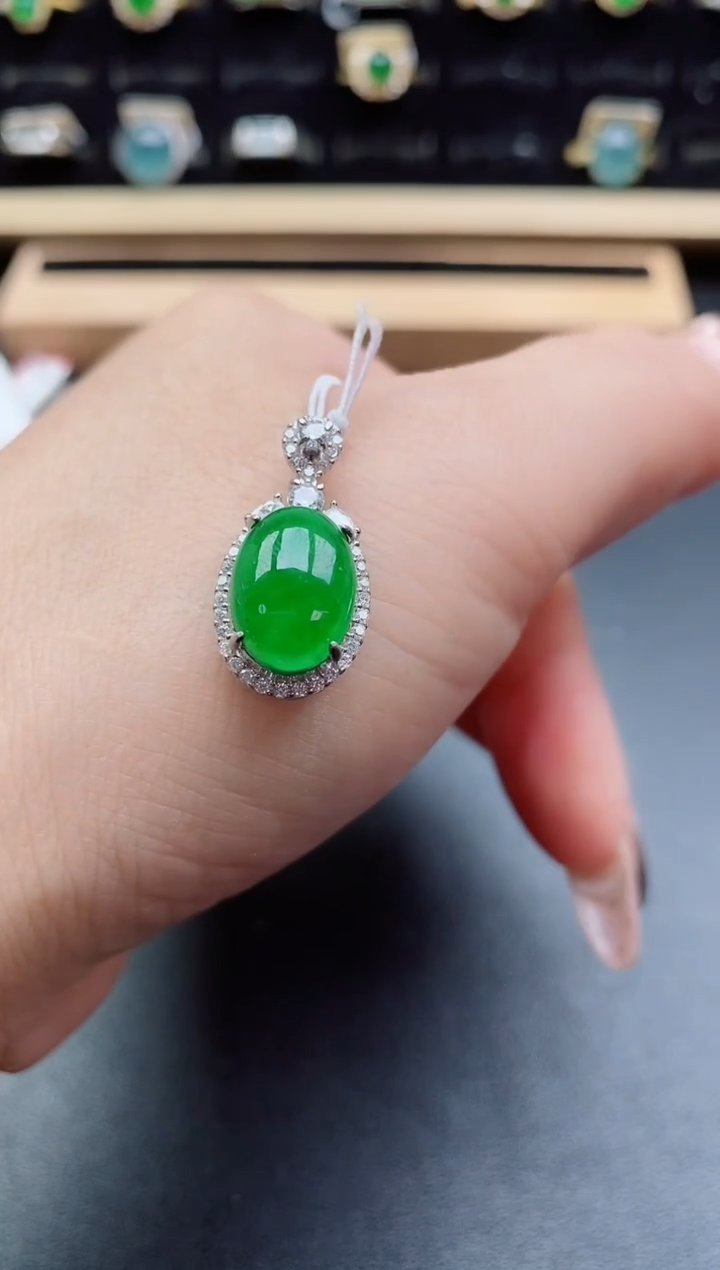 吊坠(赠链)银S925镶嵌翡翠1