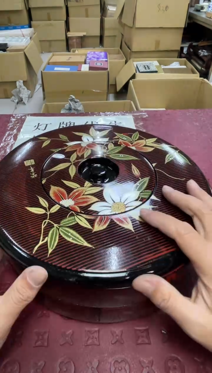 塑料 默认微瑕，no退no换，介意勿拍