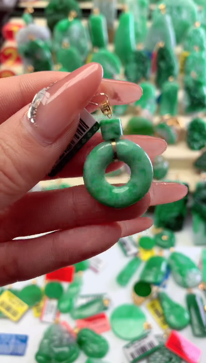 【闪购商品】翡翠颈饰18K金镶嵌挂件