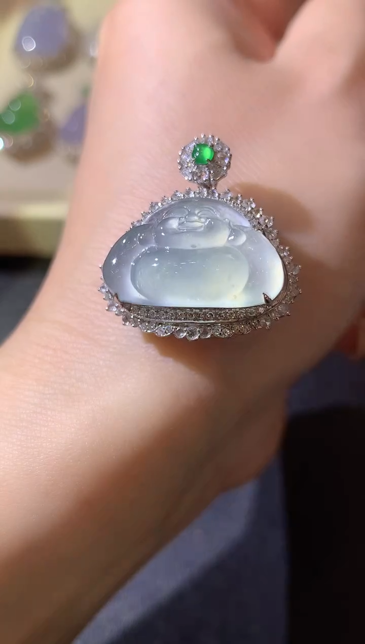 【闪购商品】翡翠吊坠(不含链)18K金镶嵌B61