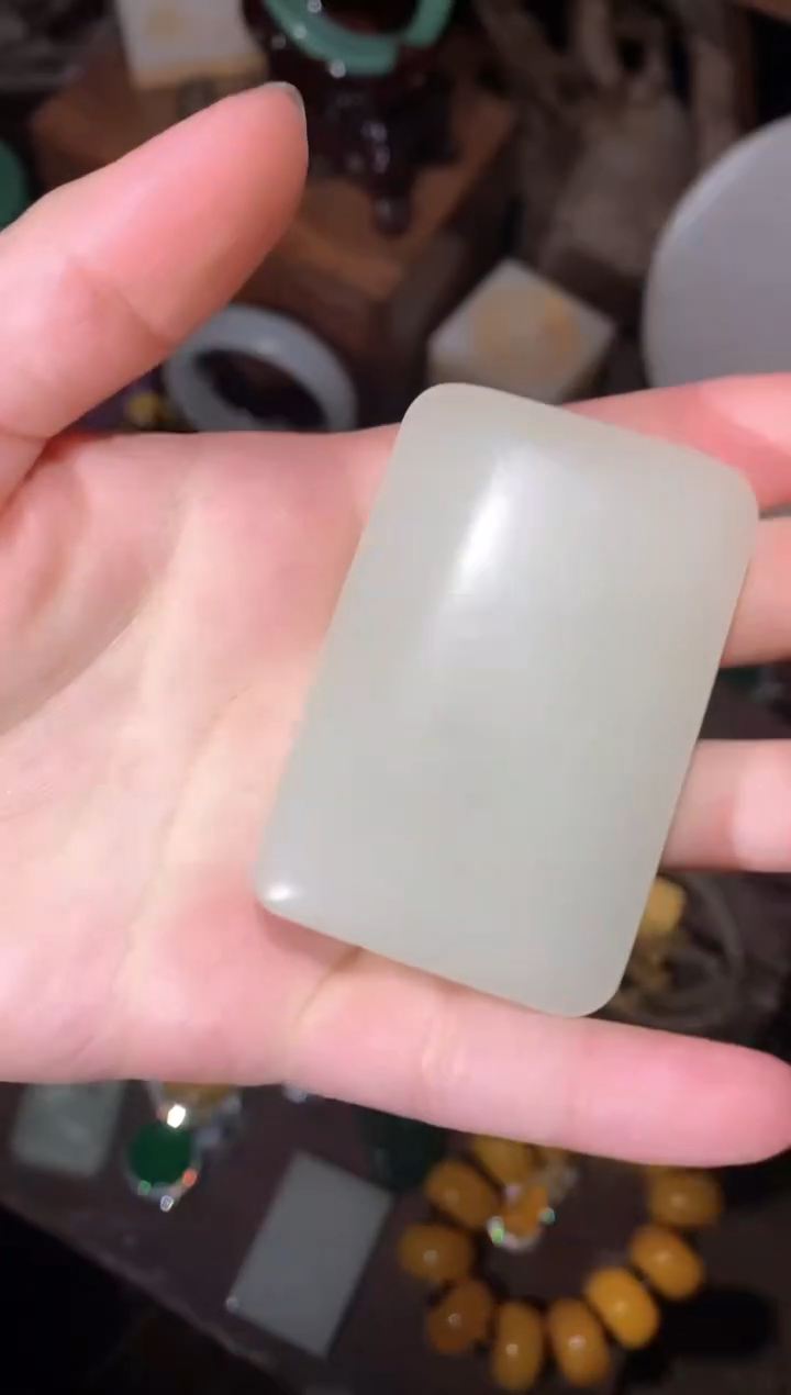 和田玉未镶嵌颈饰永玉阁精品专属摆件