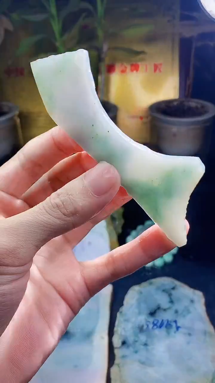 未镶嵌挂件翡翠小雨60