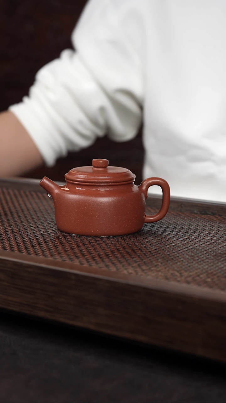 【闪购商品】紫砂茶壶红降坡炮嘴德中【带矿标证书