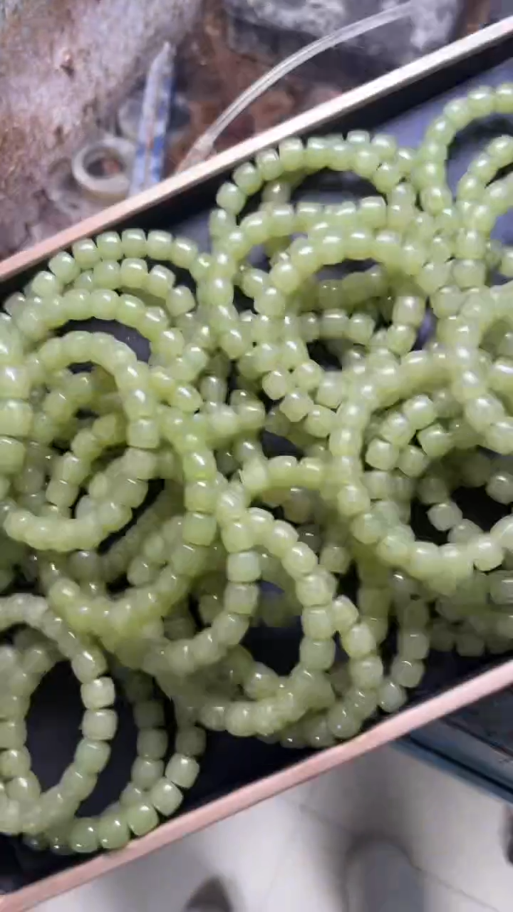 青黄卡10直切手串