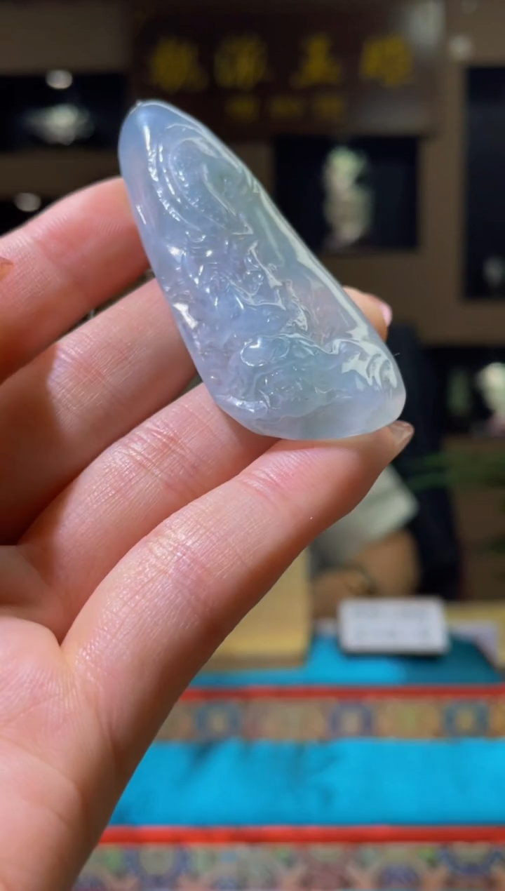 翡翠未镶嵌颈饰MFC0730165