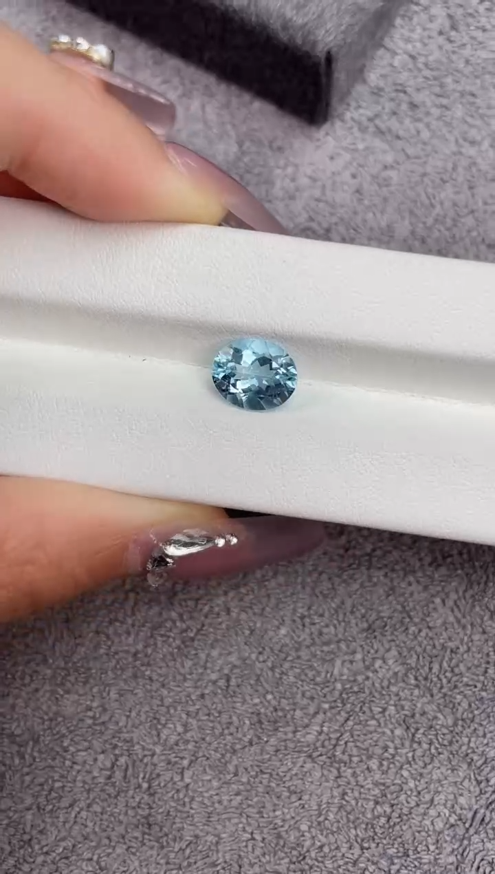 【闪购商品】海蓝宝石裸石未镶嵌2.68克拉