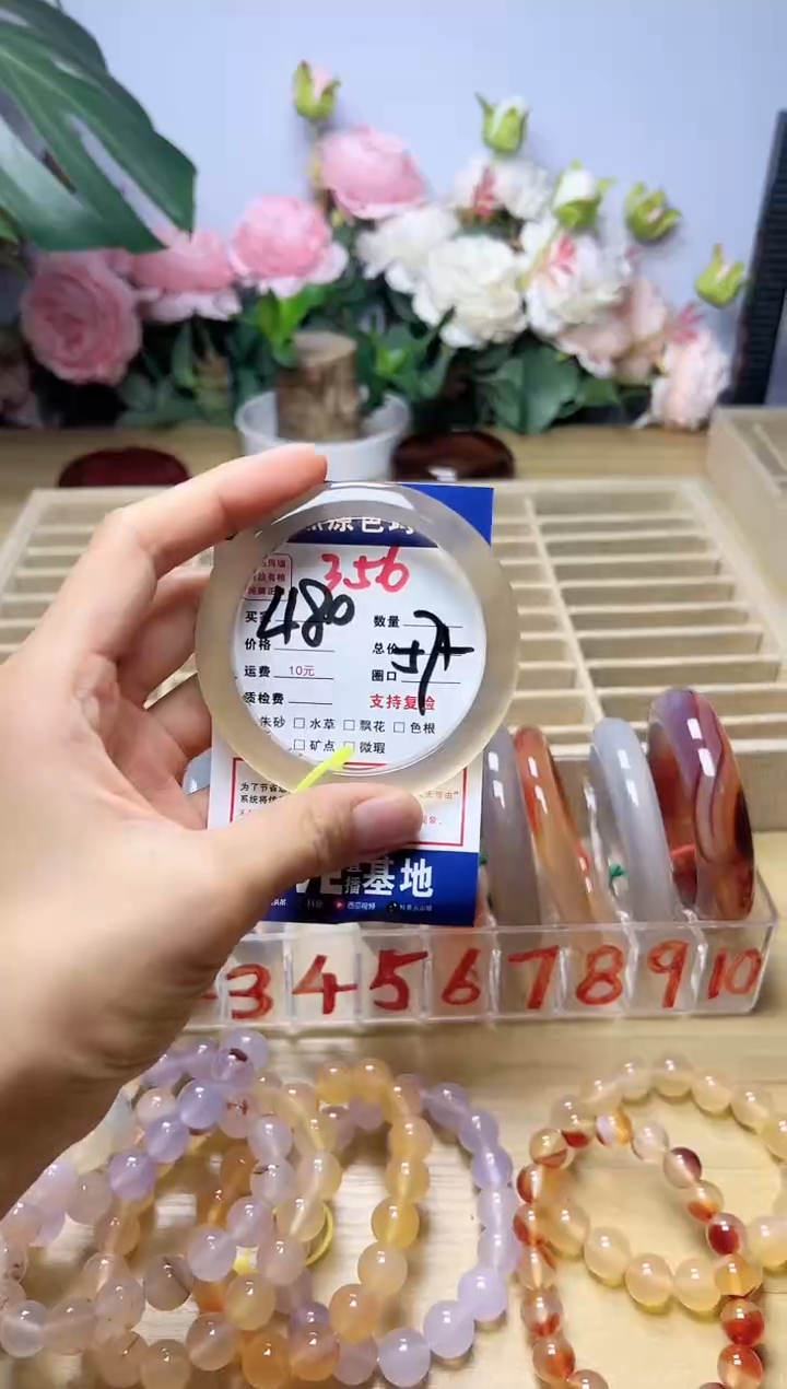 玛瑙/玉髓手镯未镶嵌等*来356