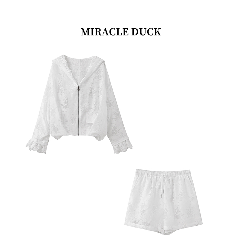 2号 【蕾丝防晒】春夏季新款甜美蕾丝拼接防晒上衣短裤套装C1578