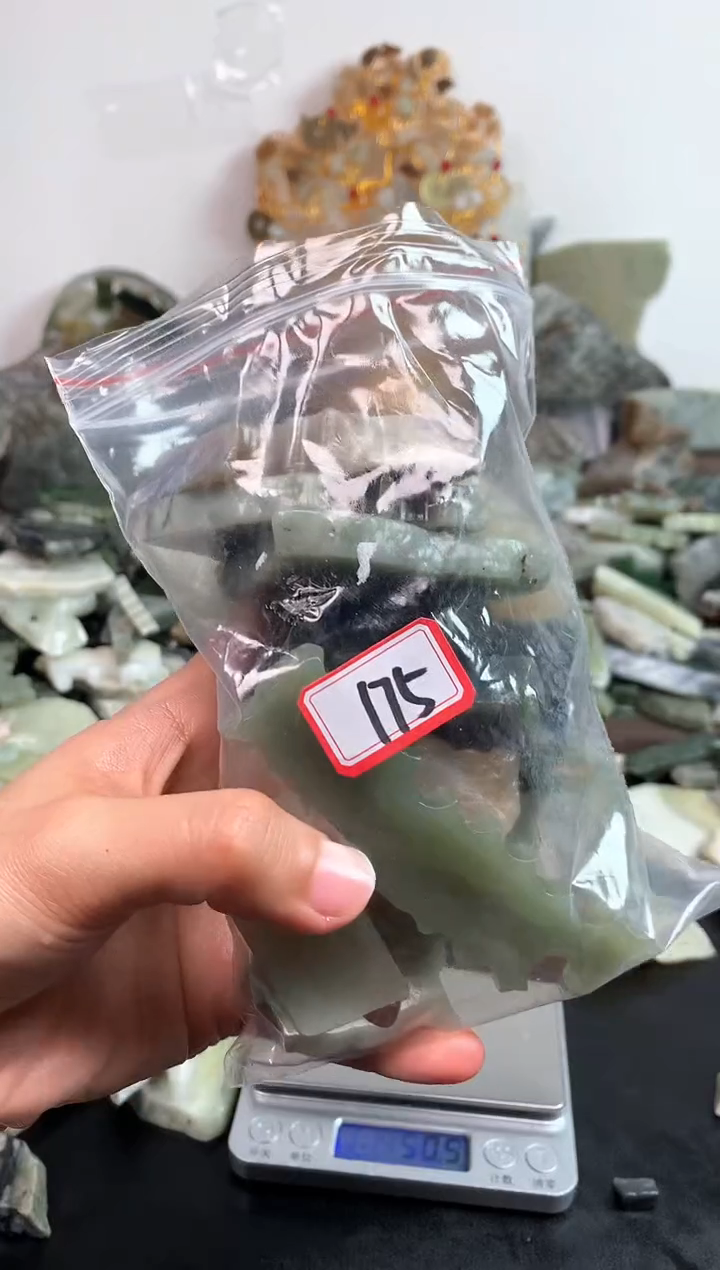 未镶嵌和田玉摆件175