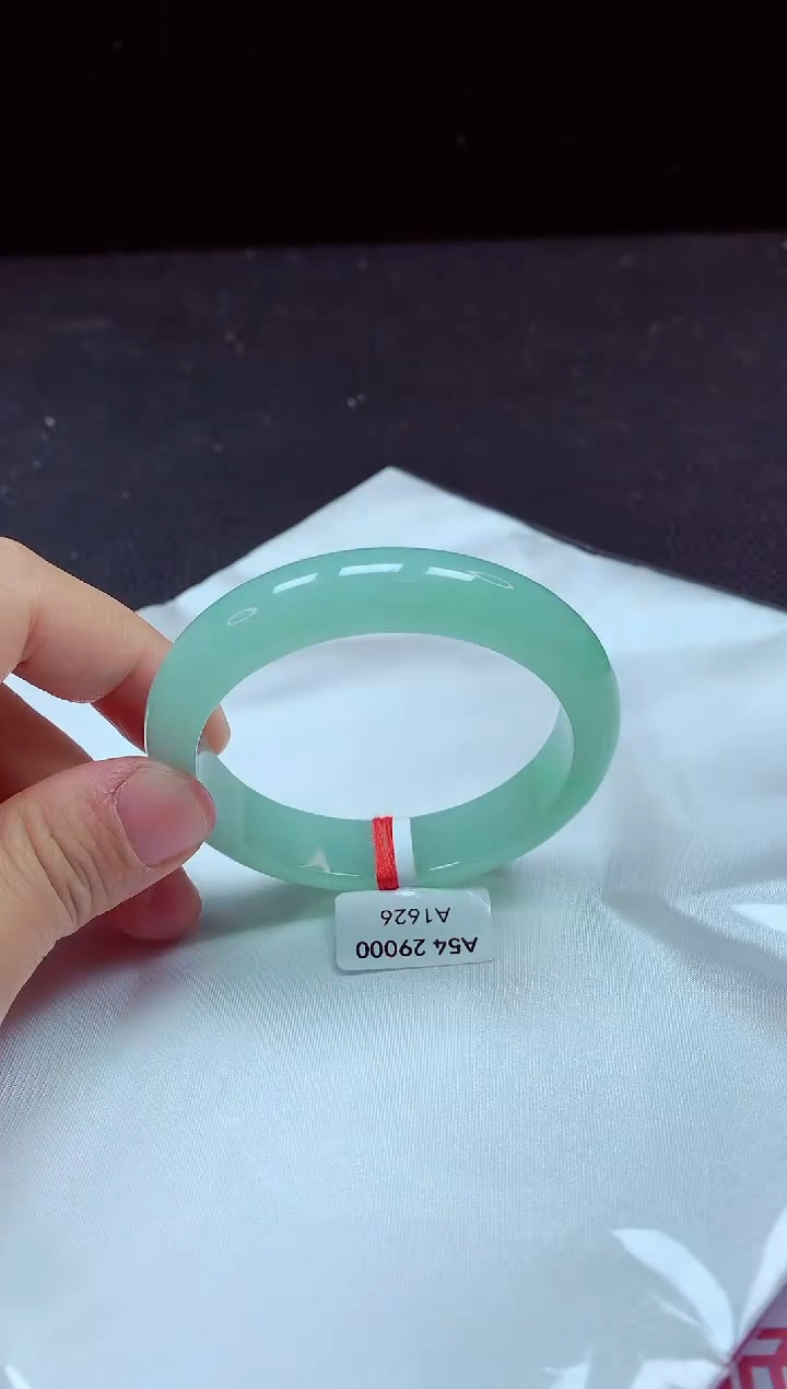 【闪购商品】翡翠手镯未镶嵌镯子54+