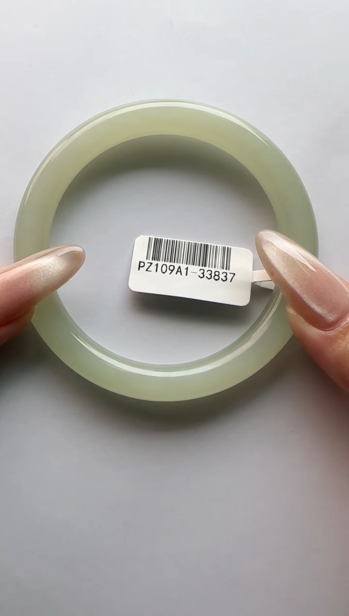 和田玉未镶嵌手镯58