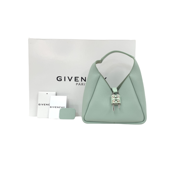 纪梵希/包包/95新/市场价14000/251002zb0007