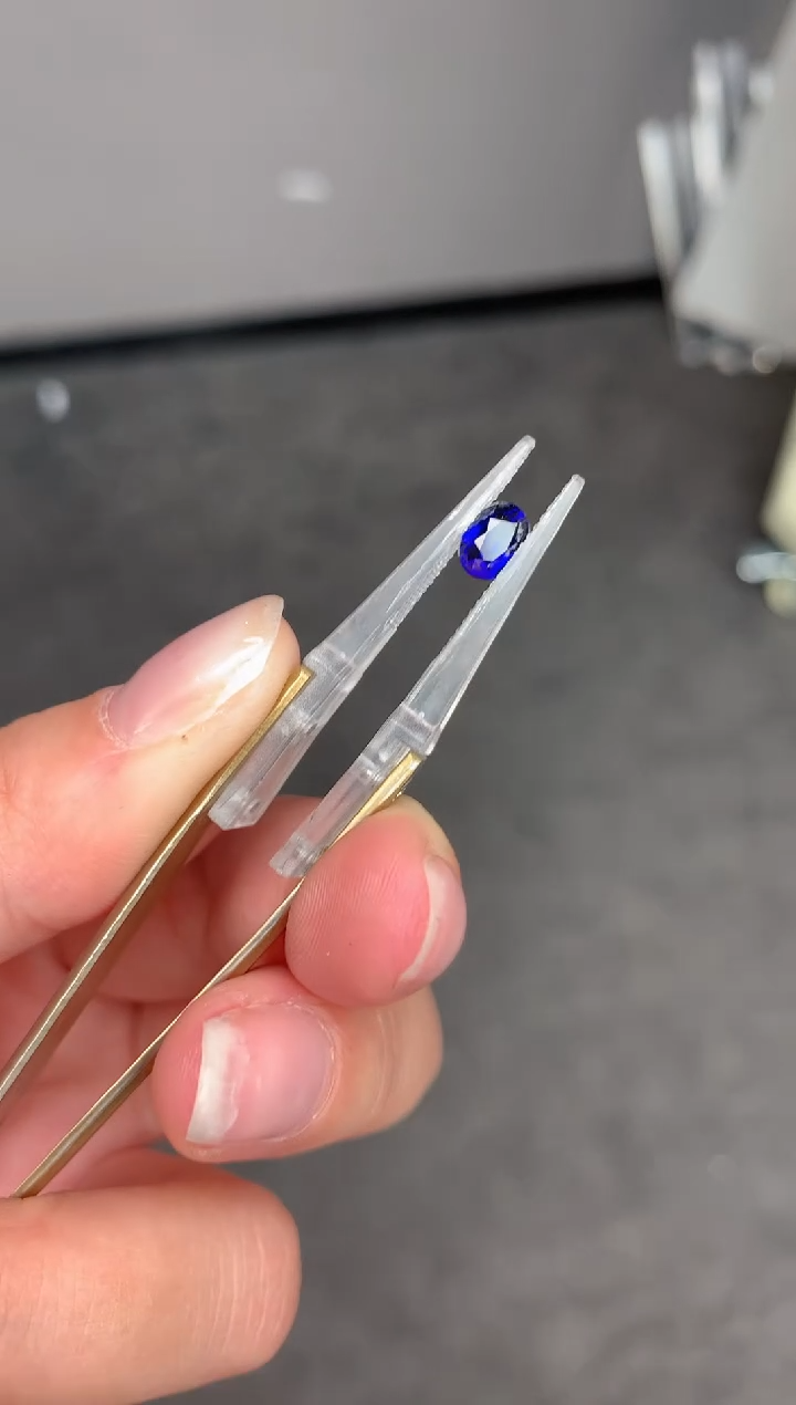 【闪购商品】蓝宝石裸石未镶嵌1ct 蓝宝石