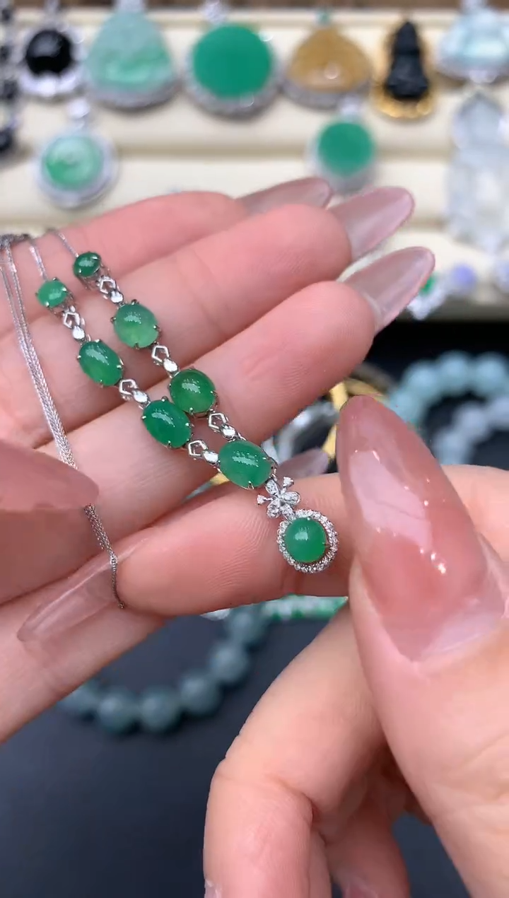 【闪购商品】翡翠颈饰18K金镶嵌290-中国好珍宝