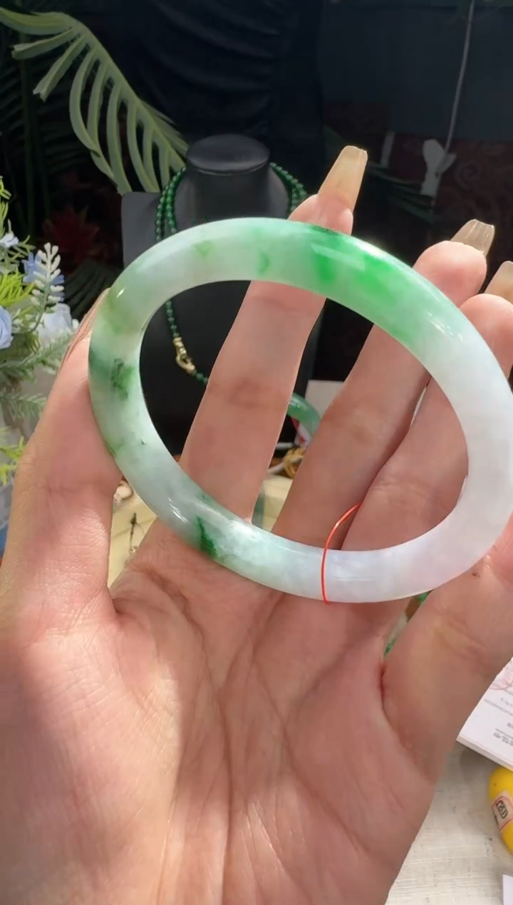 【闪购商品】翡翠手镯未镶嵌手镯