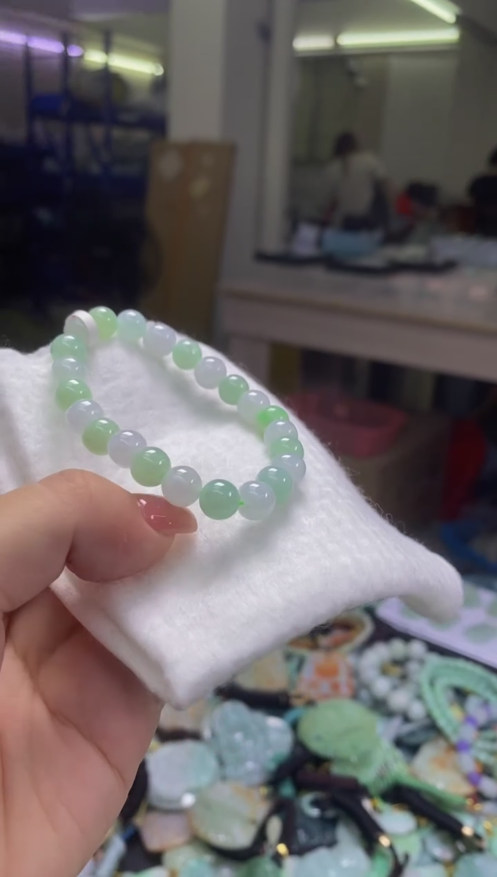 翡翠未镶嵌颈饰闪购0009920