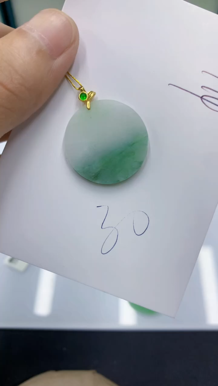 颈饰未镶嵌翡翠翡翠