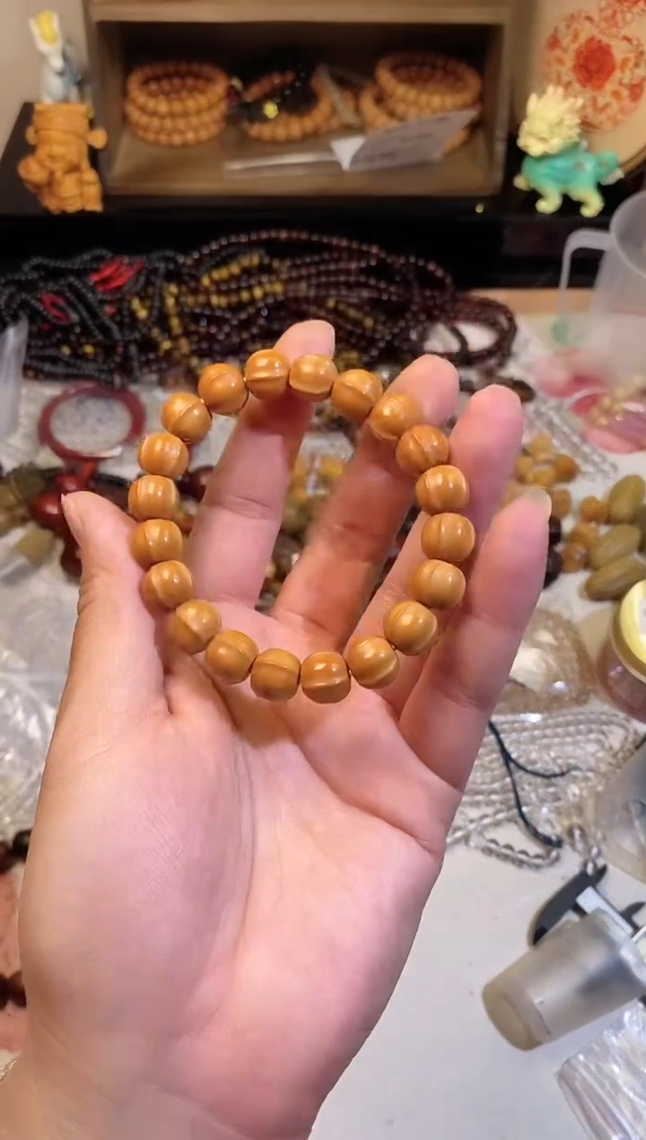 【闪购商品】猴头核桃手串鲨鱼背