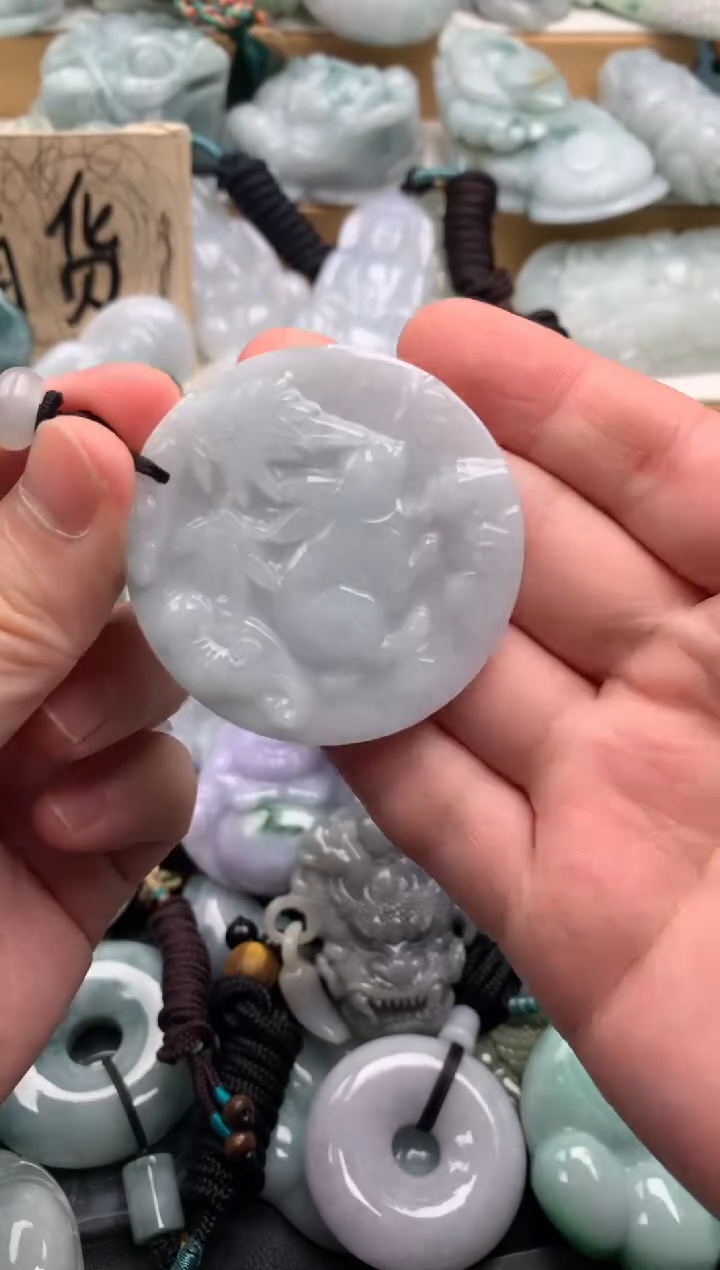 吊坠(不含链)未镶嵌翡翠1