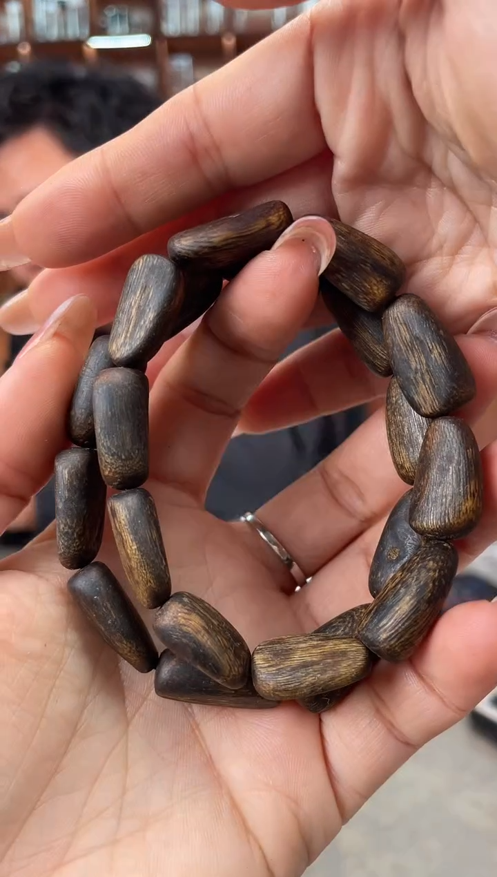 【闪购商品】沉香手串54号老料国香绿奇楠多样性发一条