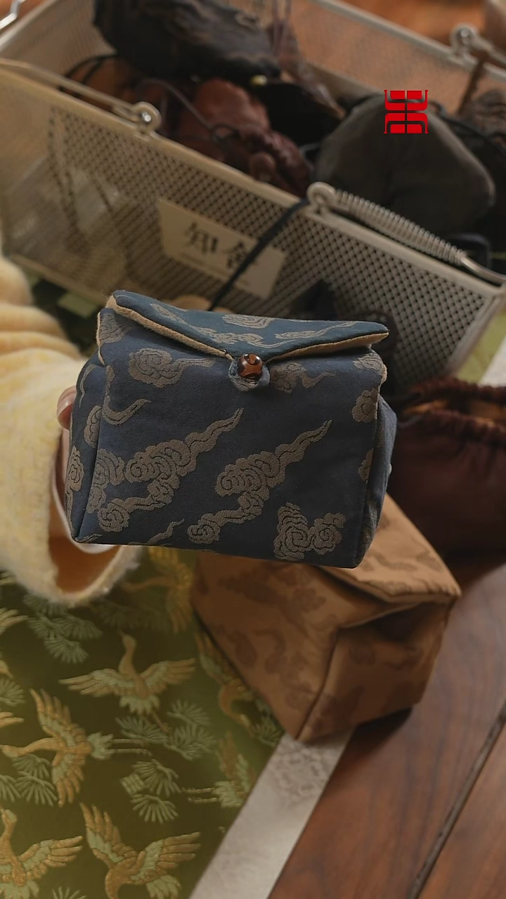 【闪购商品】壶袋··········