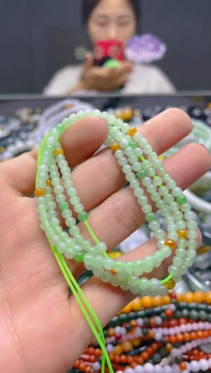 颈饰未镶嵌翡翠3MM/C/翡翠A货，一件也是批发价