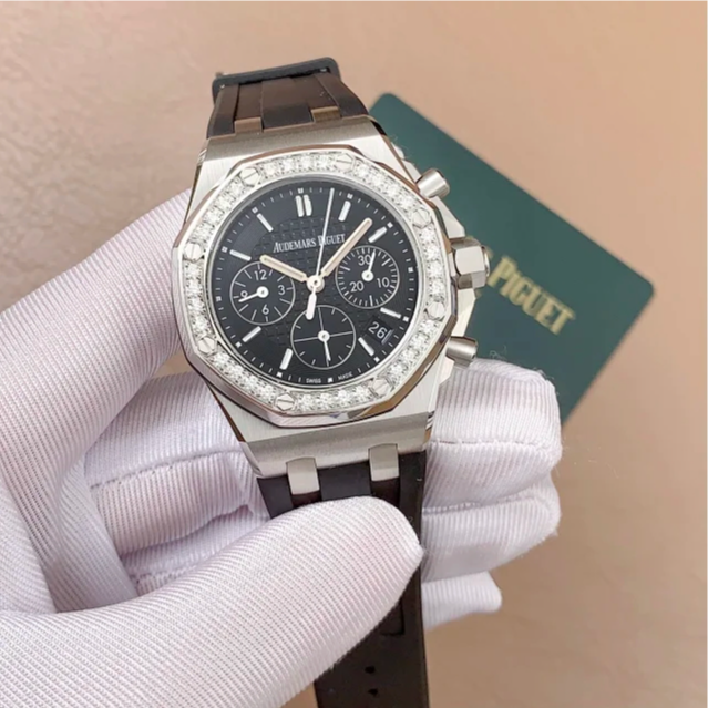 95新 Audemars Piguet/爱彼 礼尚往来26231卡18年爱彼女表J31734