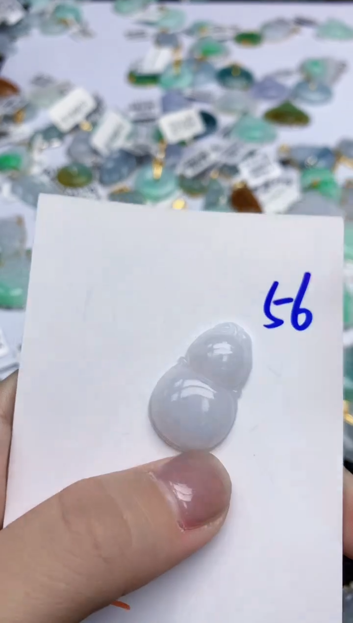 【闪购商品】翡翠颈饰未镶嵌天然翡翠A货