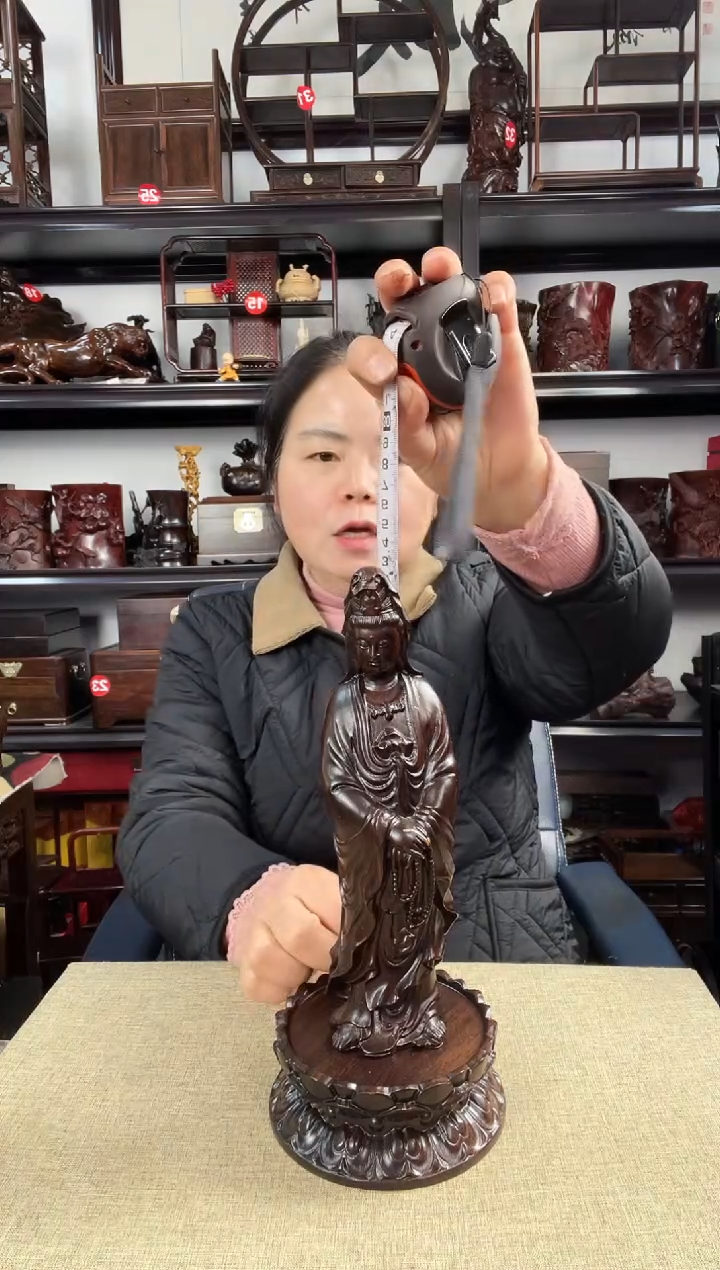 木双层莲花小号+观老李红木工艺品