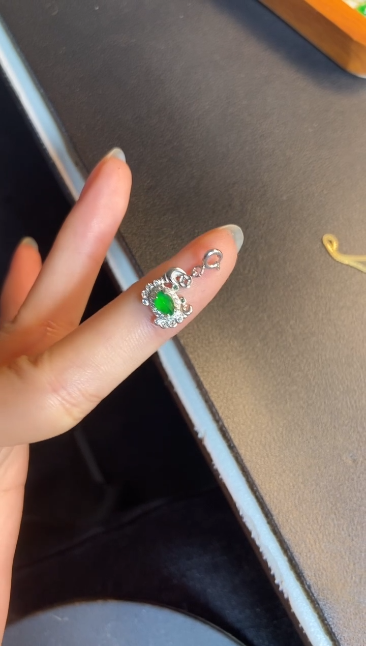 吊坠(不含链)银S925镶嵌翡翠1