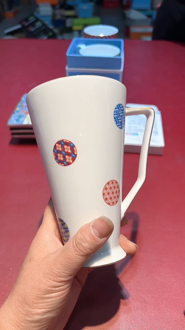 【闪购商品】瓷片11111111111111