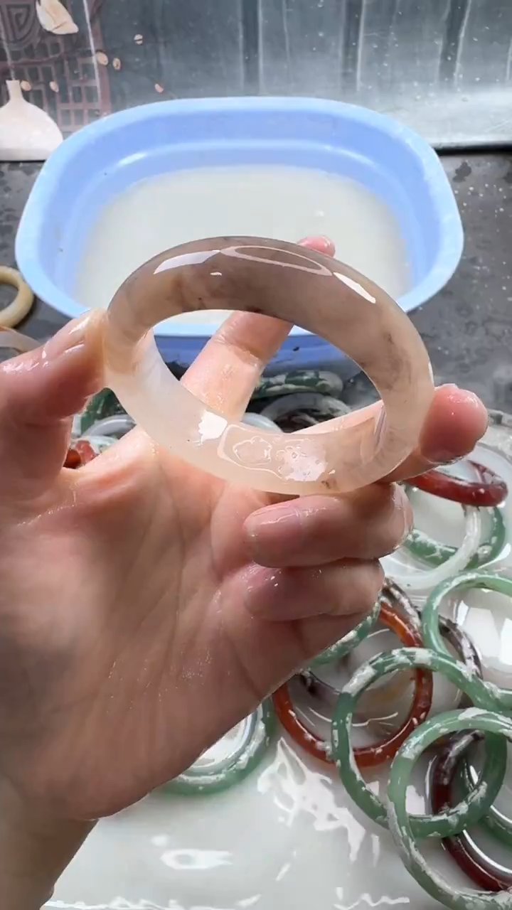 【闪购商品】石英质玉手镯未镶嵌112