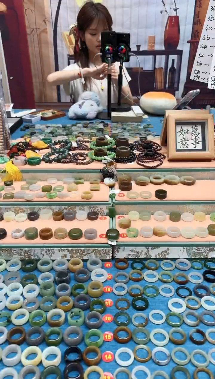 和田玉戒指未镶嵌1