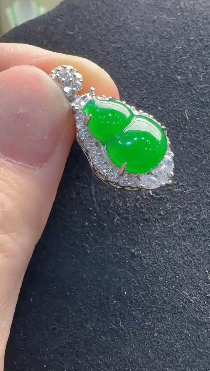 【闪购商品】翡翠吊坠(不含链)银S925镶嵌多样性发货拍一发一