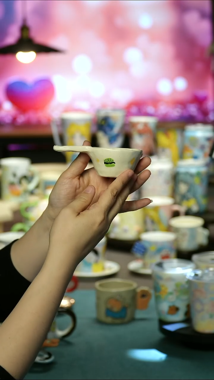 景德镇陶瓷手作杯&W834