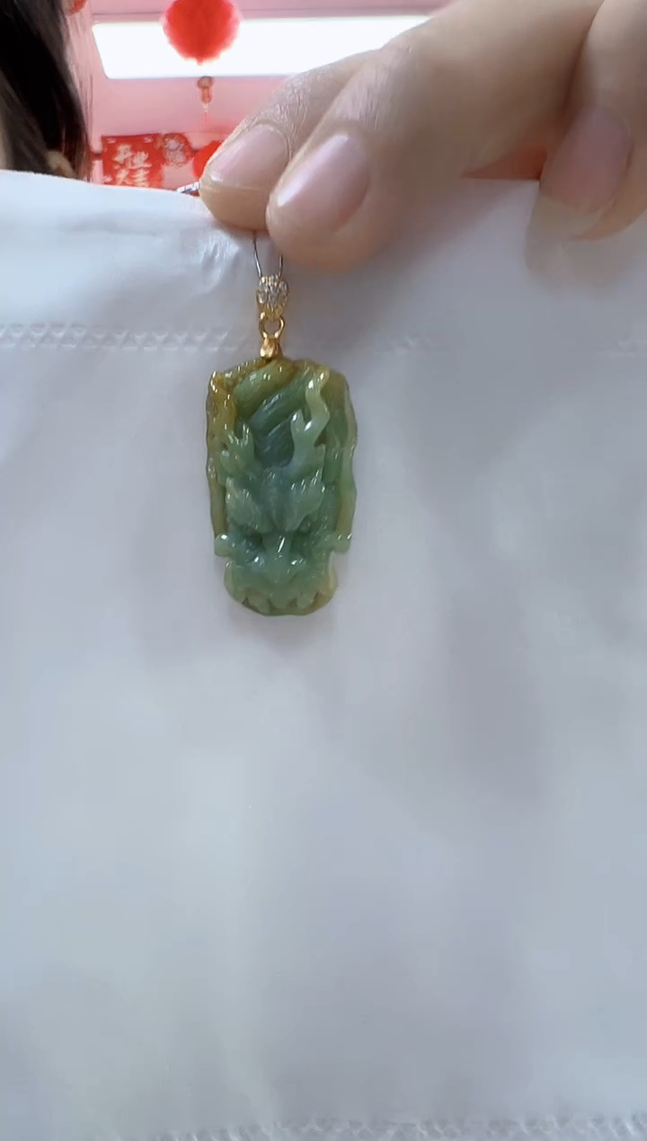 【闪购商品】翡翠颈饰未镶嵌孤品龙牌