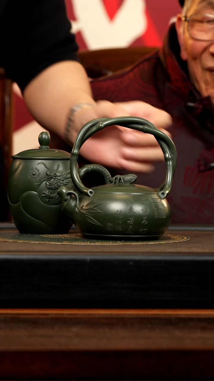 【闪购商品】紫砂茶壶ZCP 绿泥 听竹提梁 350cc