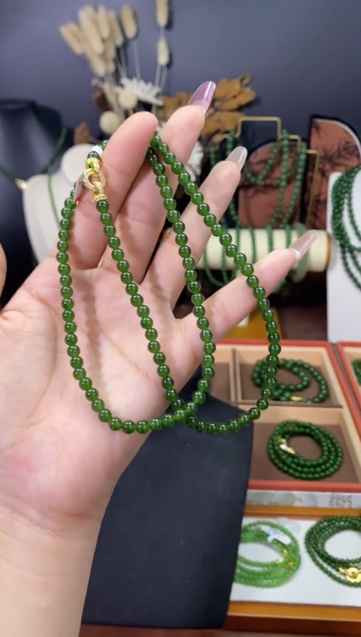 【闪购商品】和田玉（碧玉）颈饰未镶嵌5辣绿毛衣链