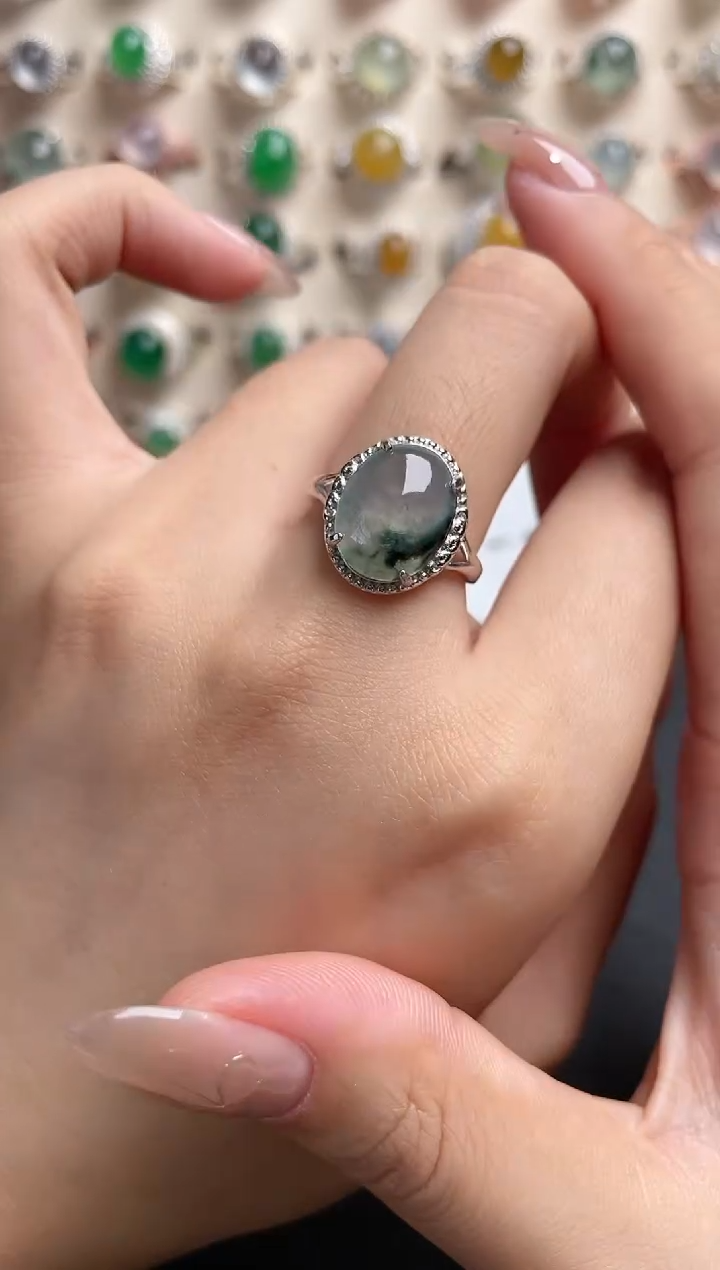 【闪购商品】翡翠戒指银S925镶嵌一物一证一礼盒