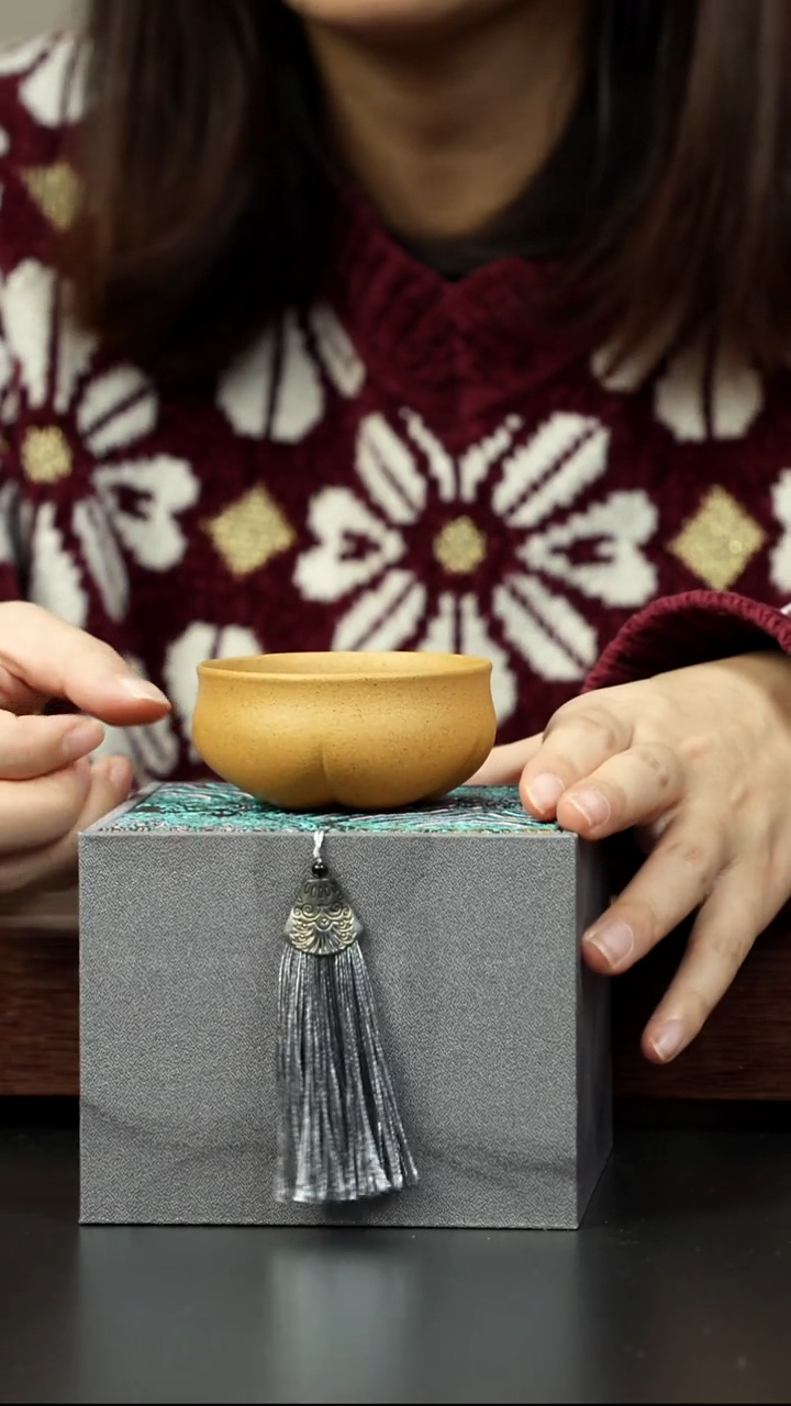 紫砂茶壶老宕口黄金段 全手海棠杯