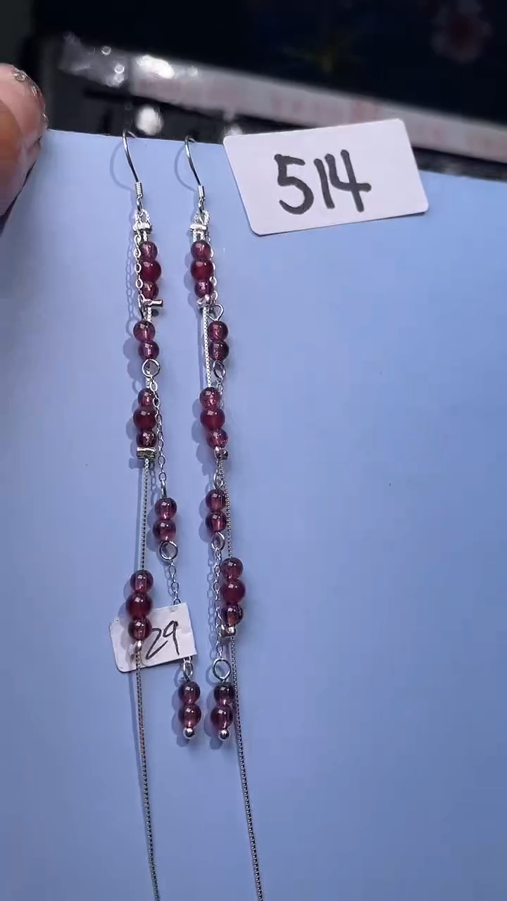 未镶嵌耳饰石榴石喜欢拍