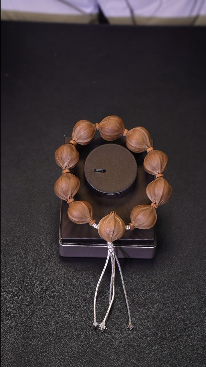 手串/手链橄榄核.......2.5铁四花蒜头