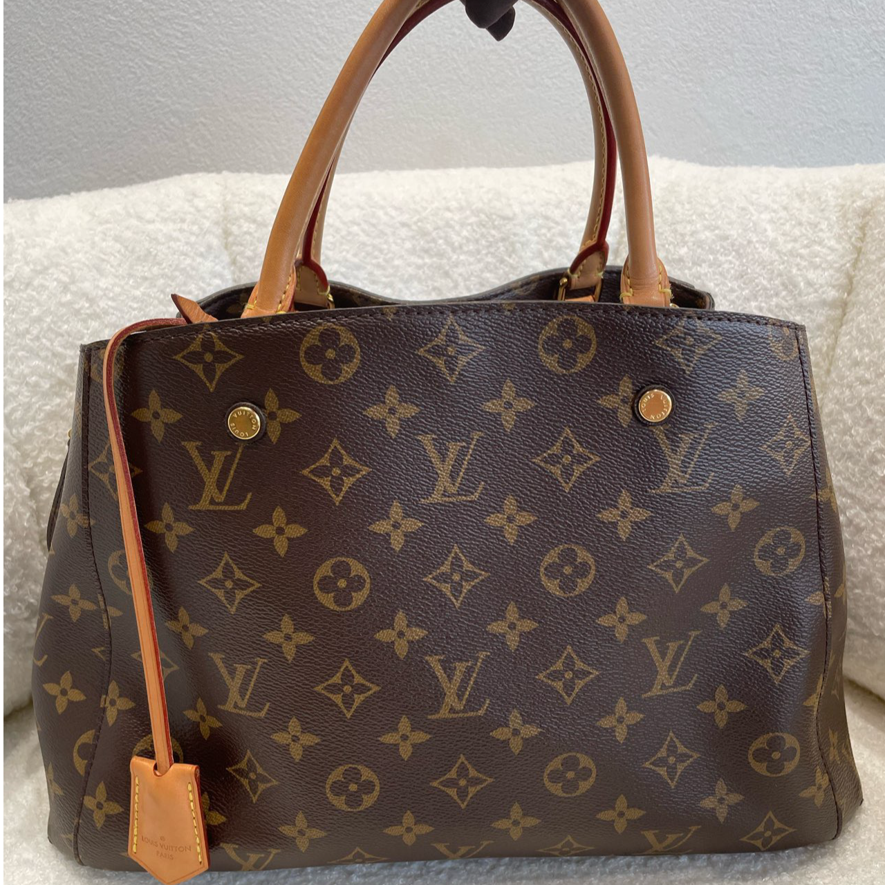 99新 LV 老花蒙田中号，手提单肩斜挎包，编码款【N0022】