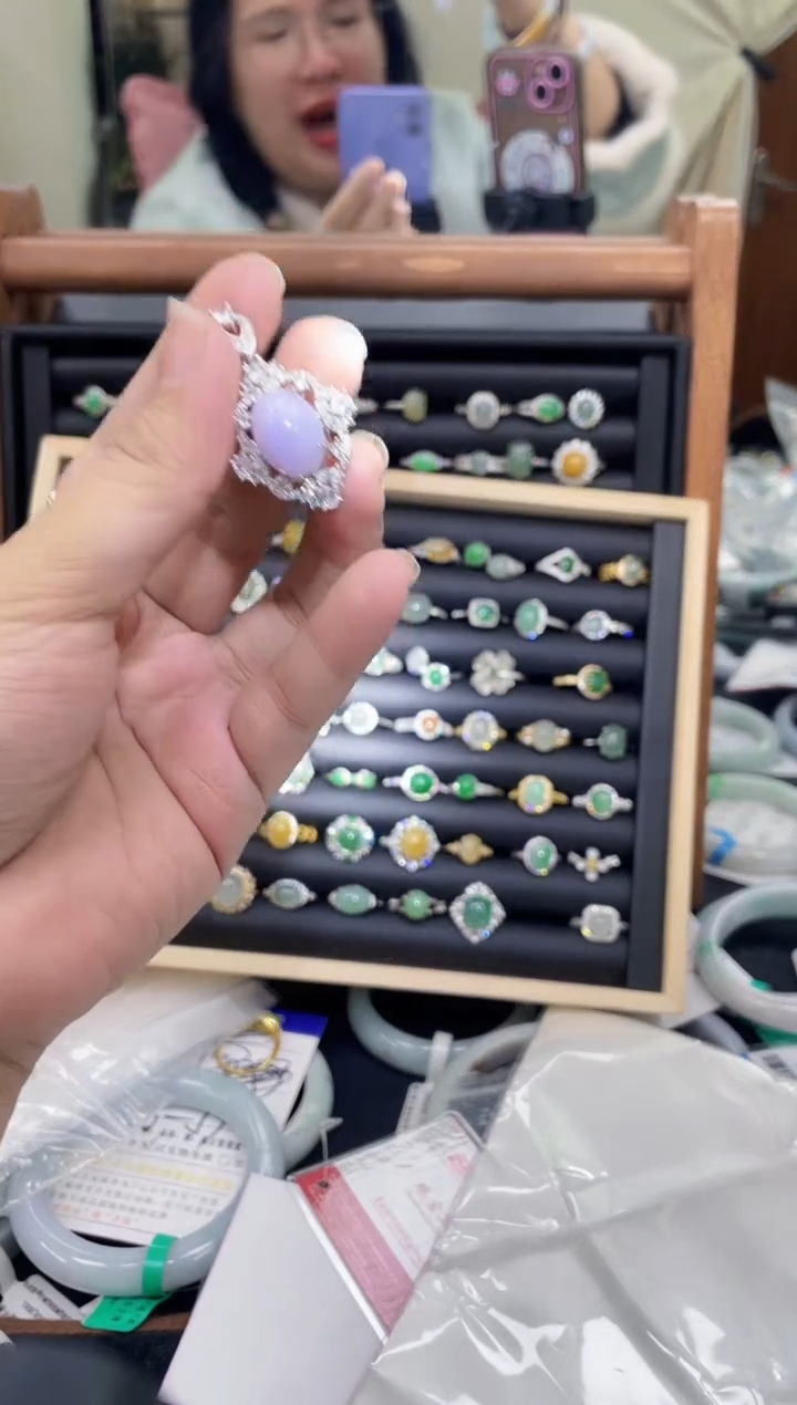 【闪购商品】翡翠颈饰未镶嵌吊坠