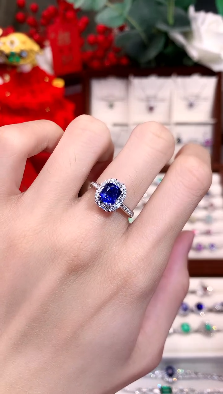 【闪购商品】蓝宝石戒指18K金镶嵌1.95ct/天然宝石/七天无理由