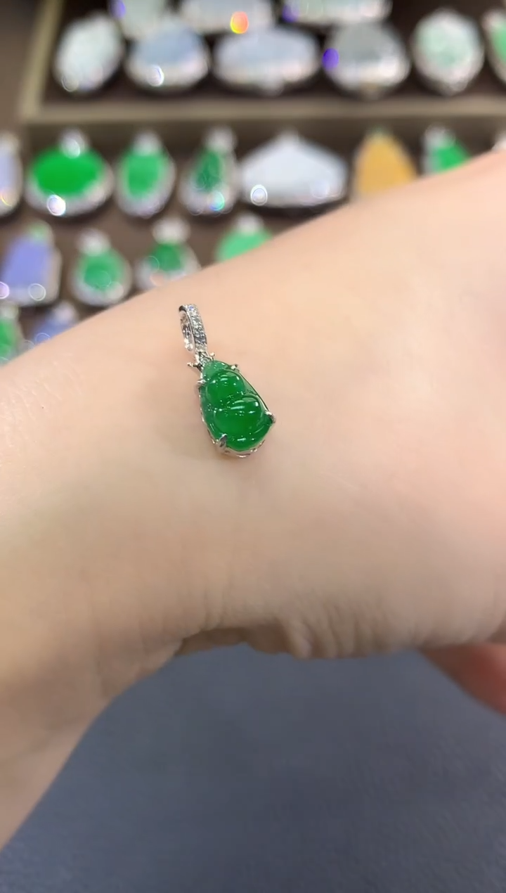 吊坠(不含链)18K金镶嵌翡翠b21  