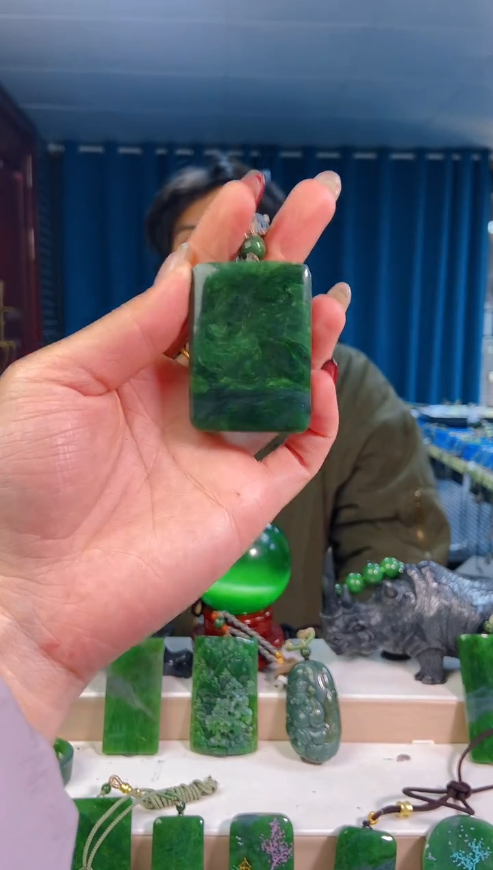 【闪购商品】和田玉挂件未镶嵌1