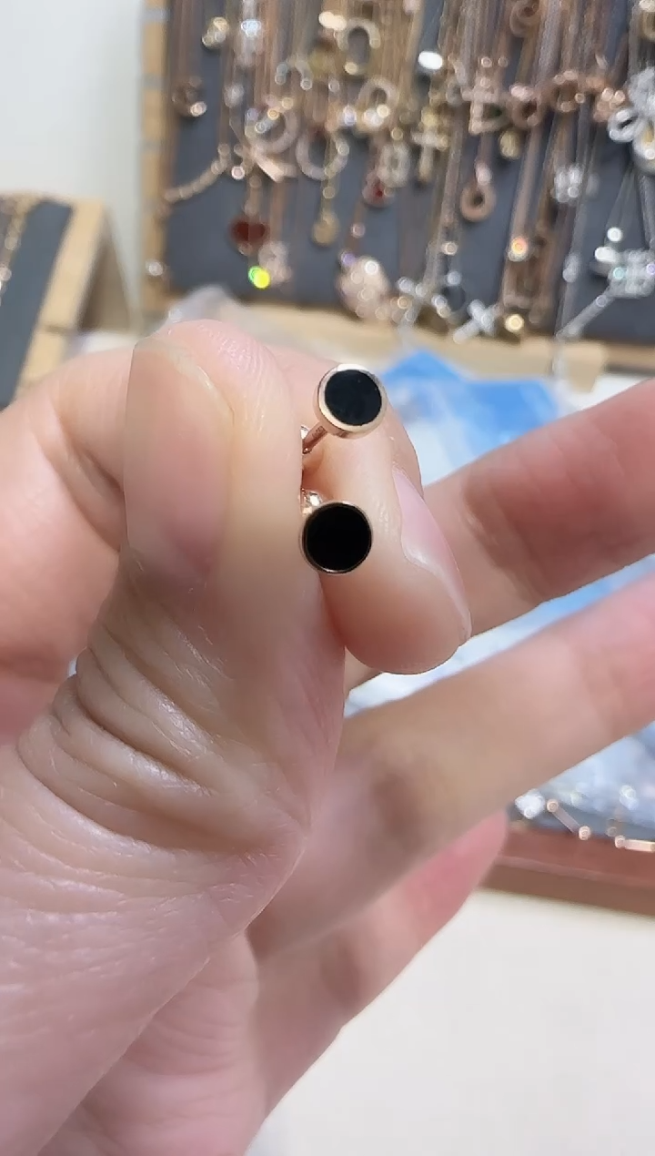 【闪购商品】18K金耳饰多样性发货发其一