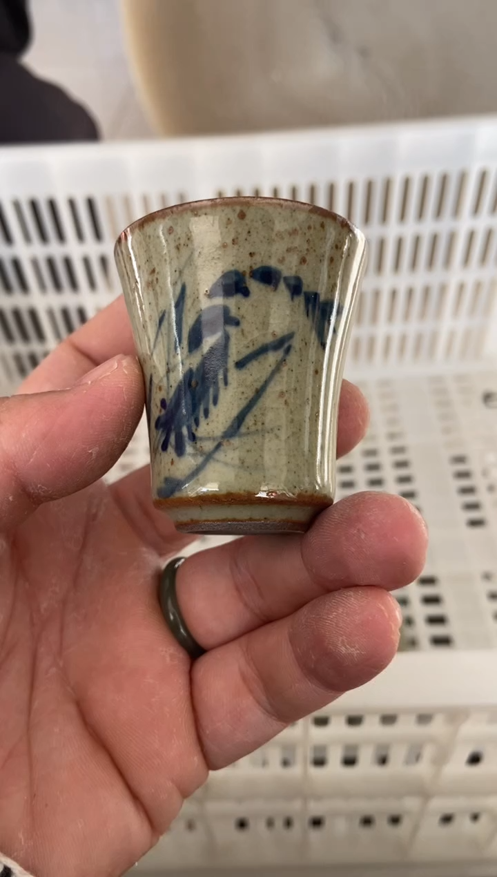 杯子瓷无运费险有瑕疵的摄影的产品有使用过的痕迹有点脏介意勿拍